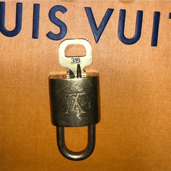 Authentic LV Luis Vuitton Lock & Key- 300 Series Various/Sold Separately - Picture 7 of 7